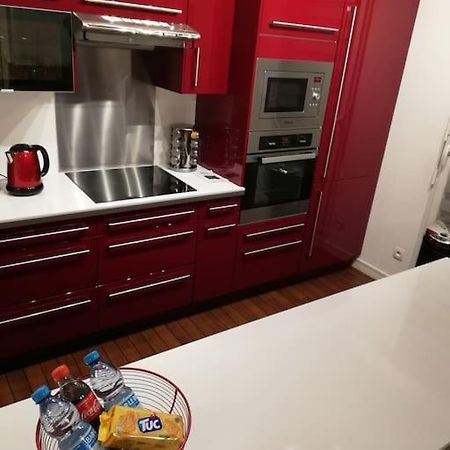 Joli Appartement Avec Jardin Et 2 Parkings Prives อาร์ฌ็องเตย ภายนอก รูปภาพ
