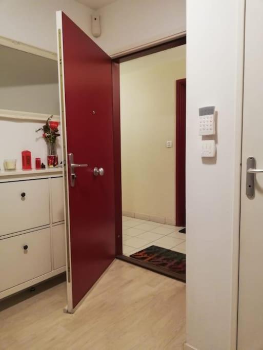 Joli Appartement Avec Jardin Et 2 Parkings Prives อาร์ฌ็องเตย ภายนอก รูปภาพ