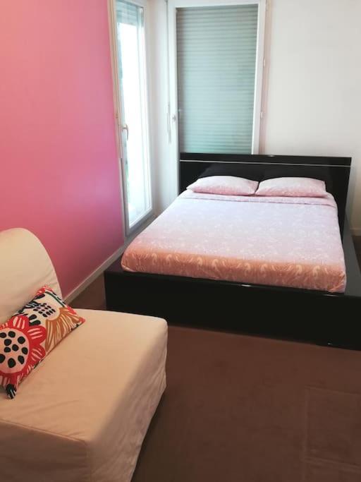 Joli Appartement Avec Jardin Et 2 Parkings Prives อาร์ฌ็องเตย ภายนอก รูปภาพ